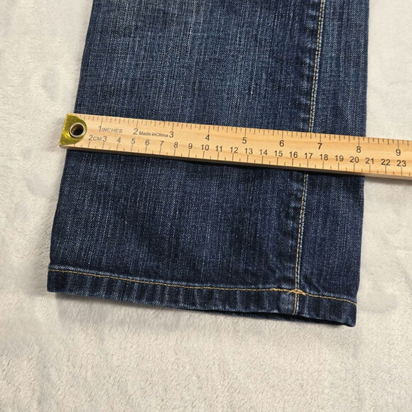 BKE Denim Buckle Star Womens 31 Blue Distressed Low Rise Crop Jeans USA (32x26) - Picture 6 of 10